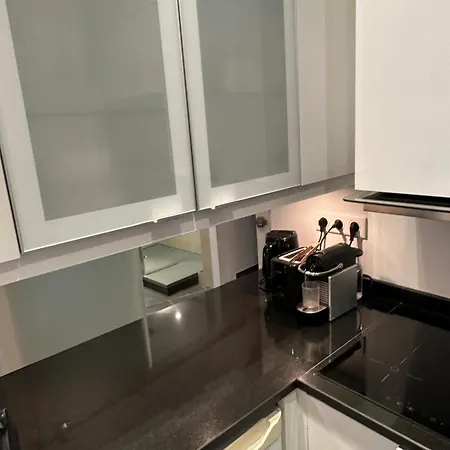 Superbe Studio Dans De Maitre Vue Mer A 2 Pas De Monaco * Saint-Antoine (Alpes-Maritimes)