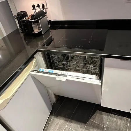 Superbe Studio Dans De Maitre Vue Mer A 2 Pas De Monaco Appartamento